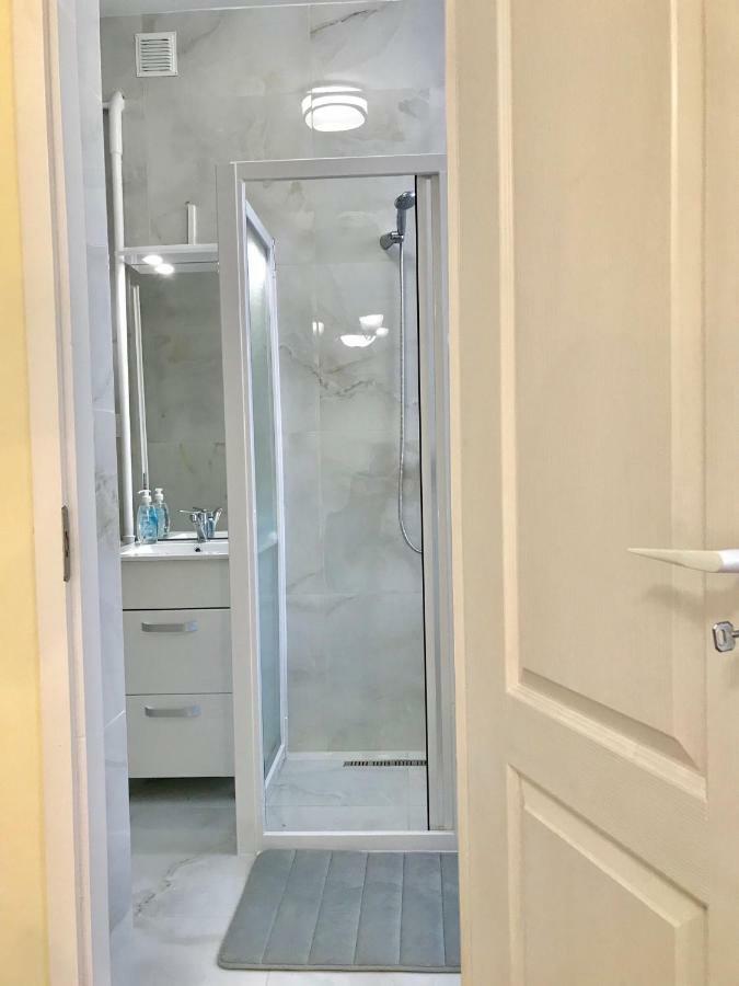 Ella Apartman Debrecen Esterno foto